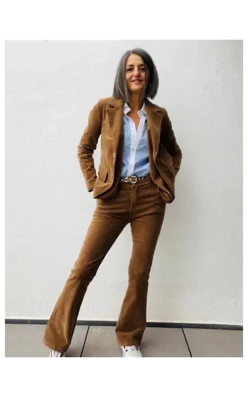 Pantalones Pana Flare Camel